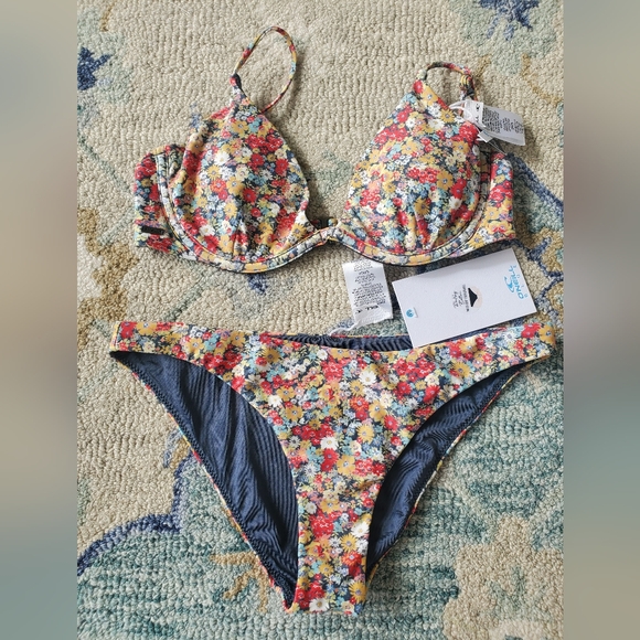 O'Neill Eden Ditsy Floral Bikini S - Picture 6 of 8